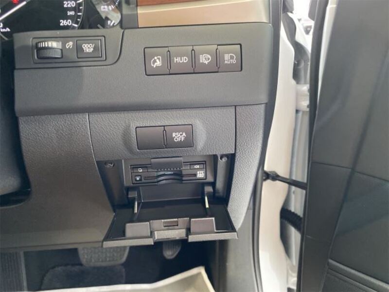 LX