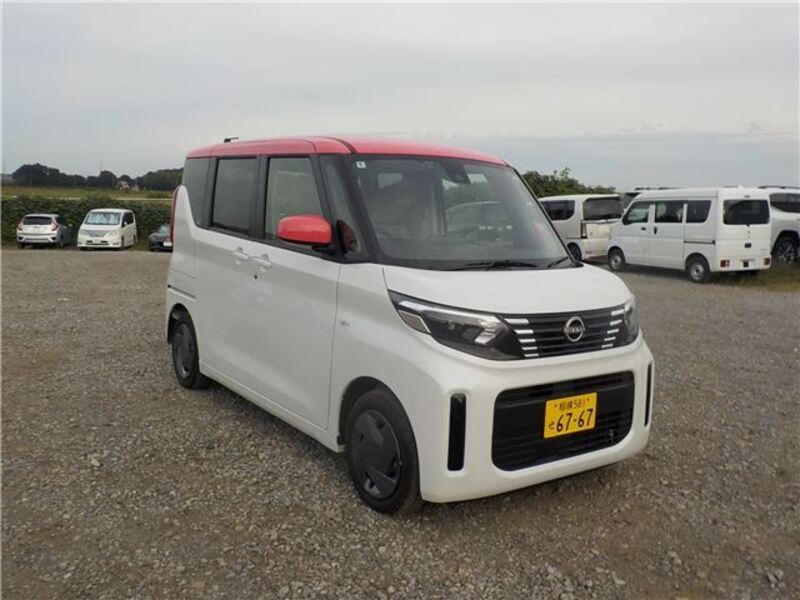 NISSAN ROOX