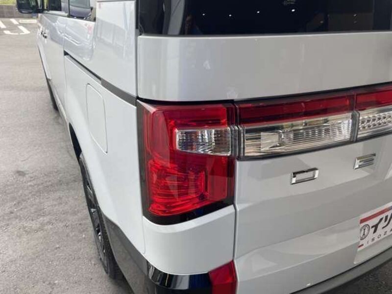 DELICA D5