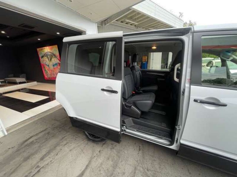 DELICA D5