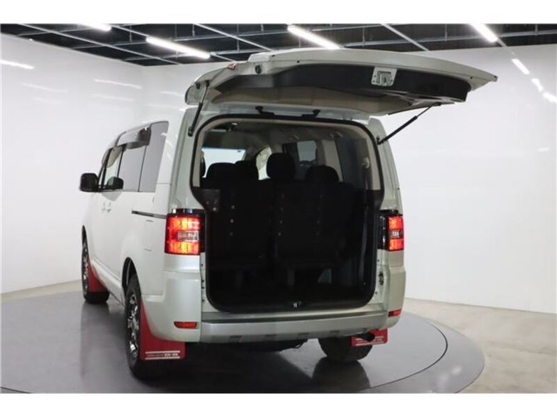 DELICA D5