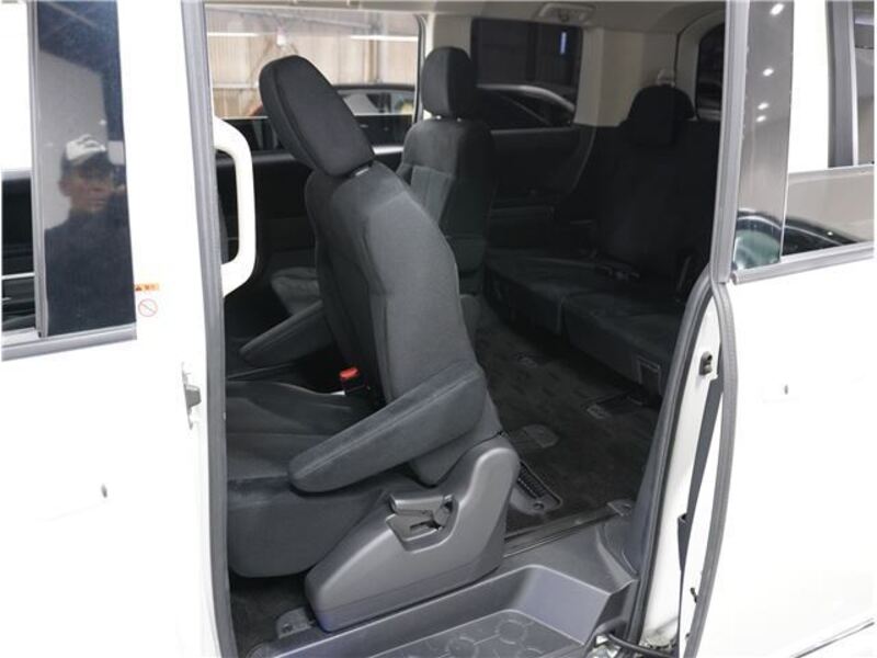 DELICA D5