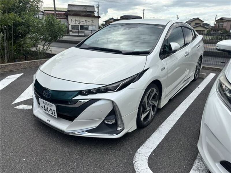 PRIUS PHV