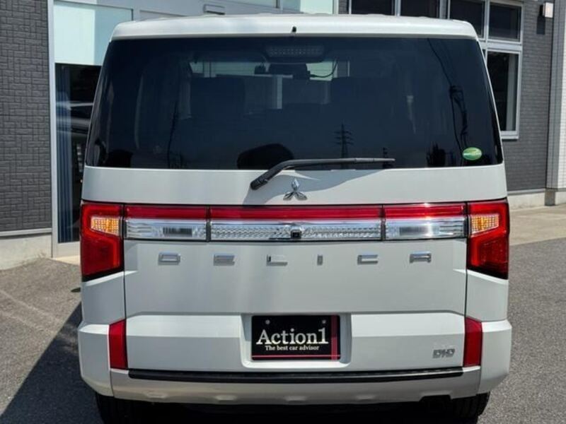 DELICA D5
