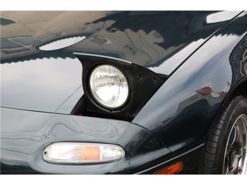 EUNOS ROADSTER