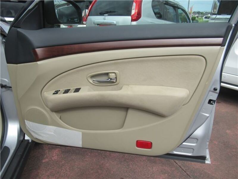 BLUEBIRD SYLPHY