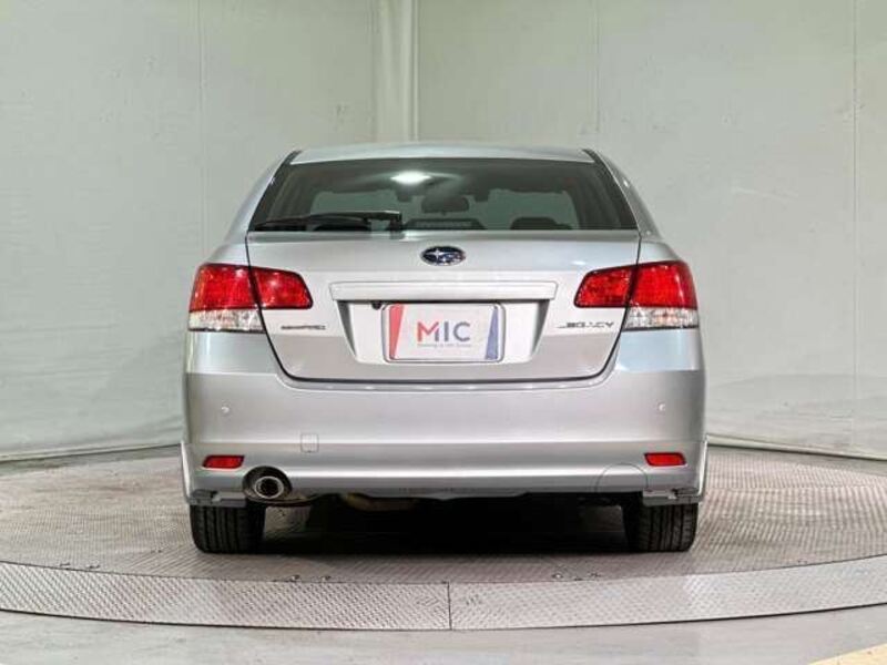 LEGACY B4