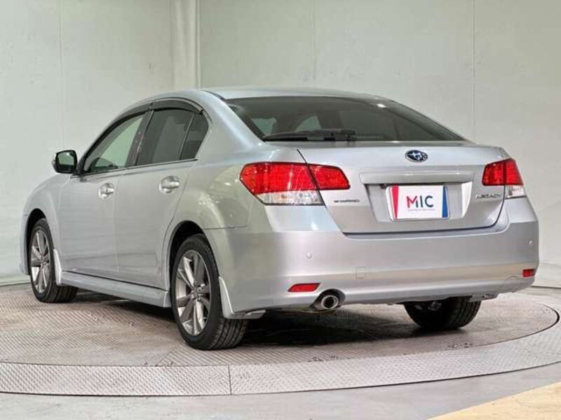 LEGACY B4
