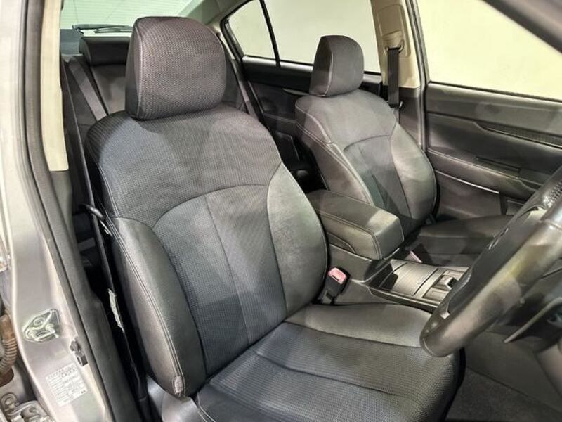 LEGACY B4