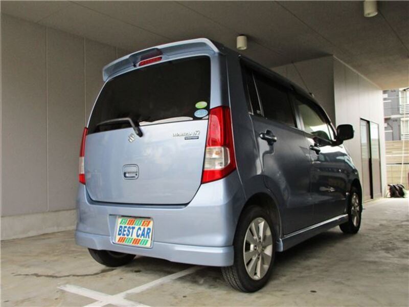 WAGON R