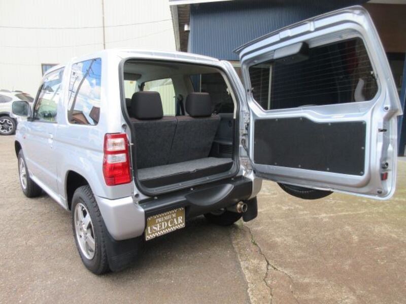 PAJERO MINI
