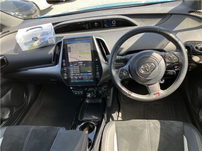 PRIUS PHV