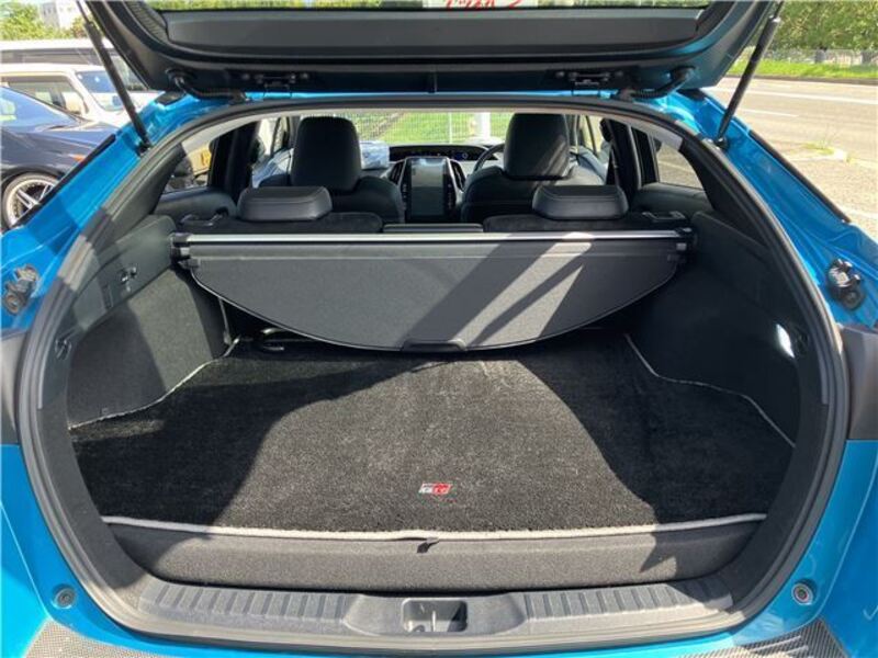 PRIUS PHV