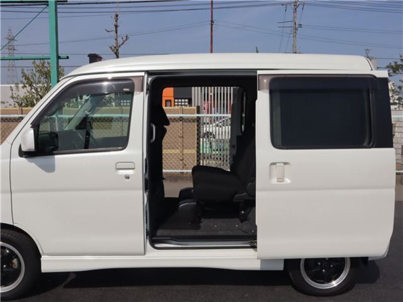 ATRAI WAGON