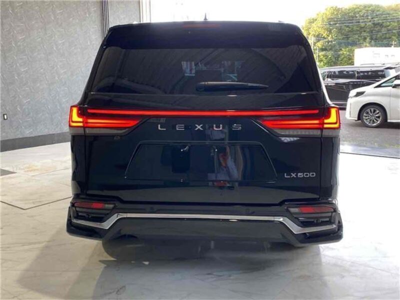 LX
