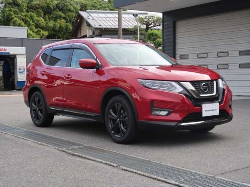X-TRAIL