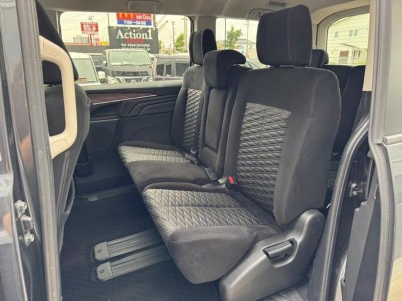 DELICA D5
