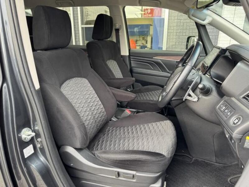 DELICA D5