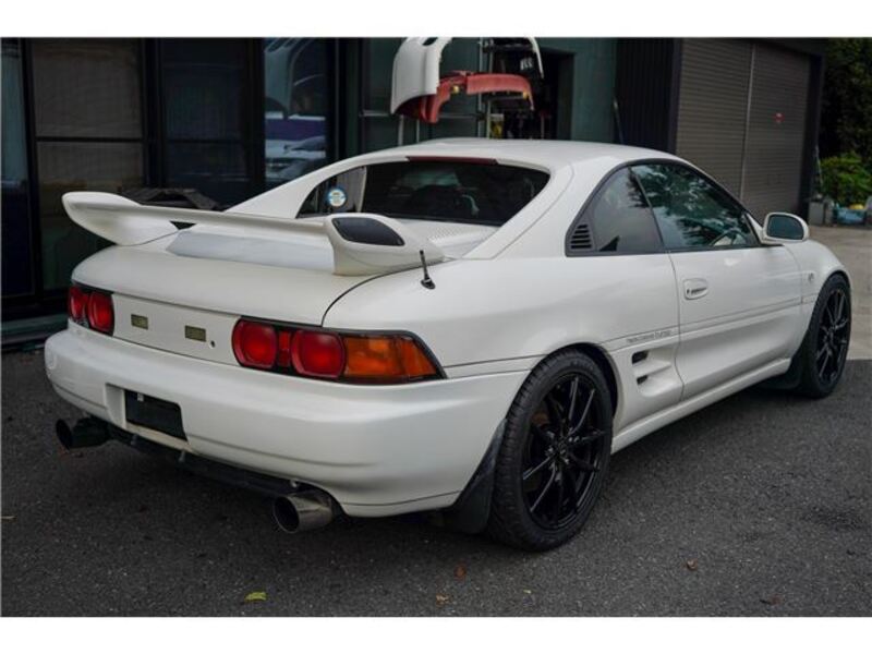 MR2