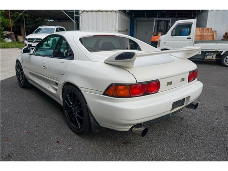 MR2