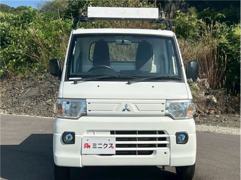 MINICAB TRUCK