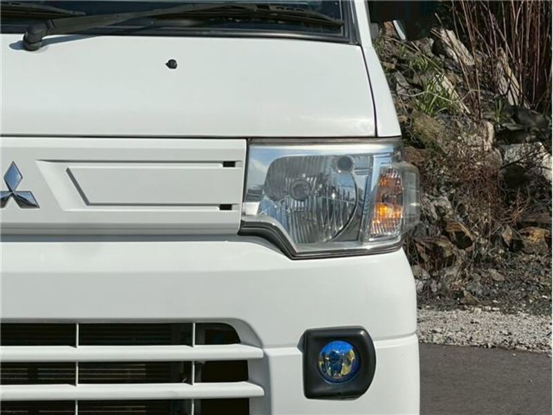 MINICAB TRUCK