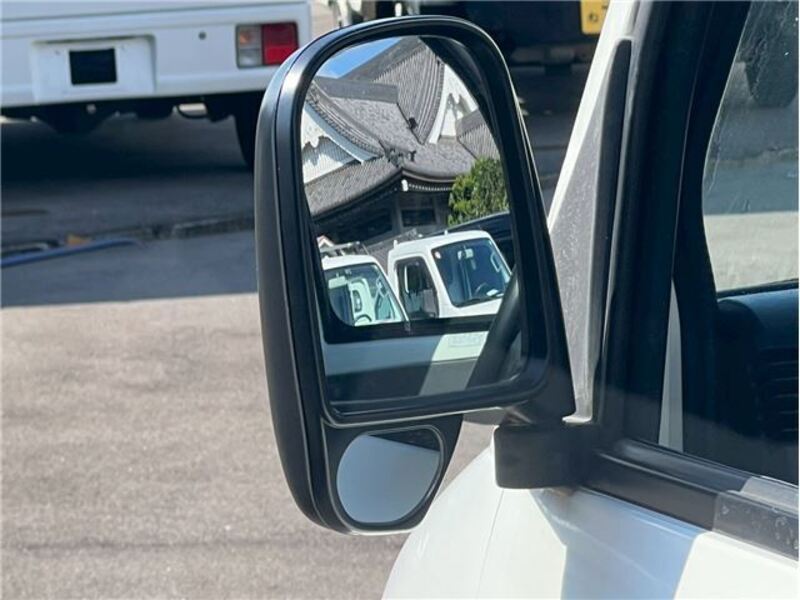 MINICAB TRUCK