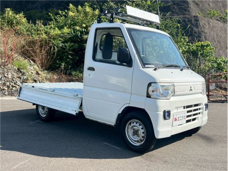 MINICAB TRUCK