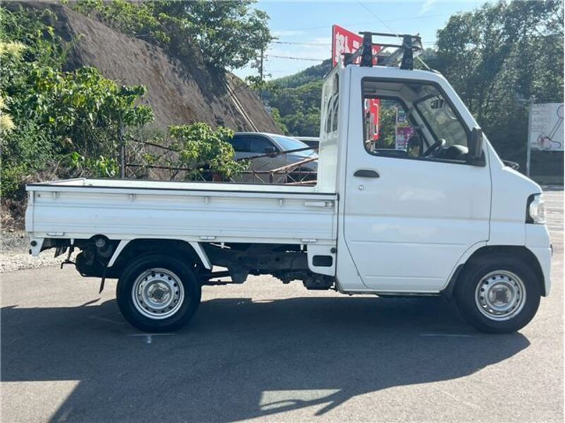 MINICAB TRUCK