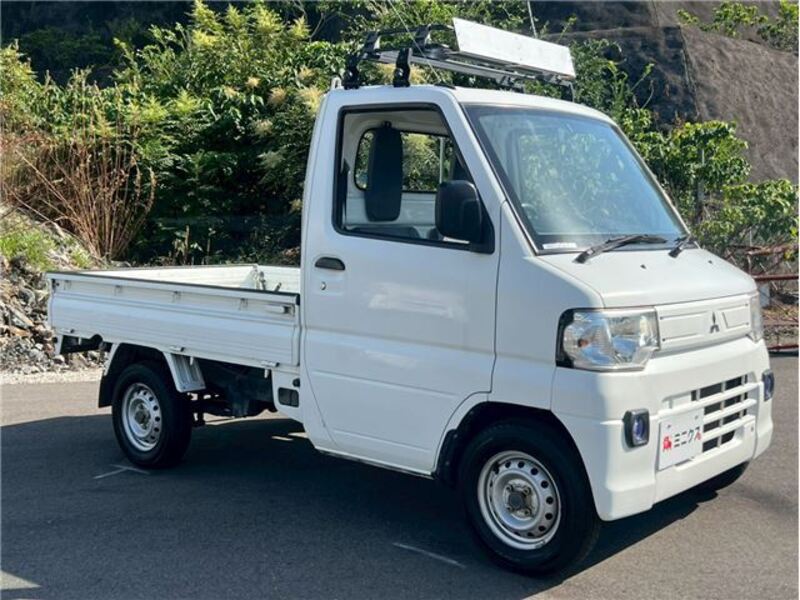 MINICAB TRUCK