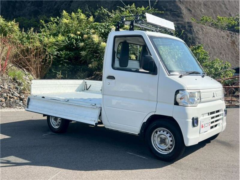 MINICAB TRUCK
