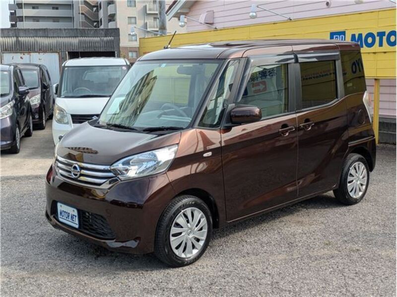 NISSAN DAYZ ROOX