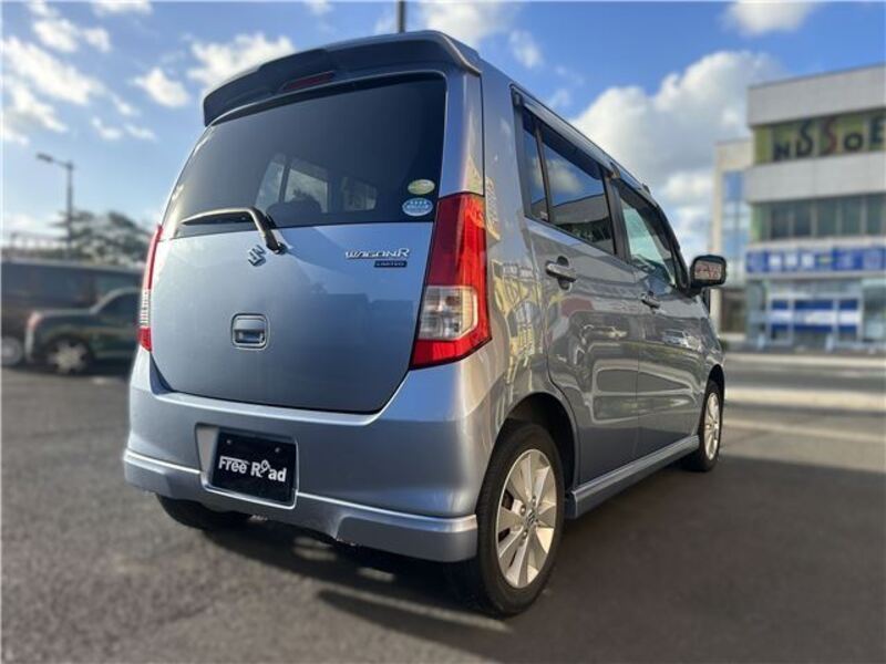 WAGON R