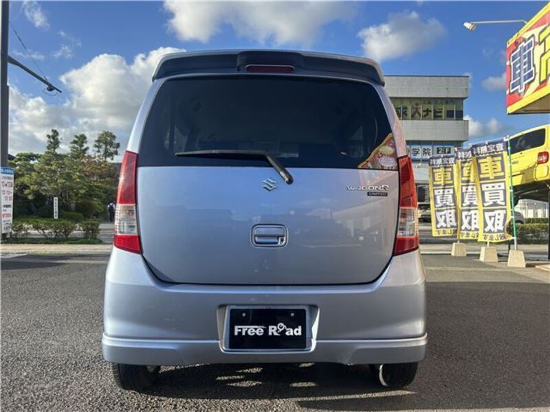 WAGON R