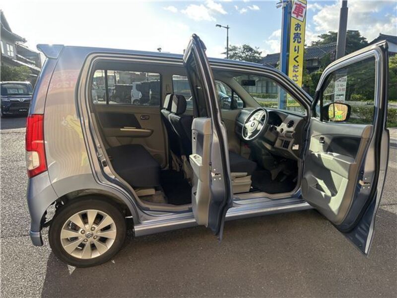 WAGON R