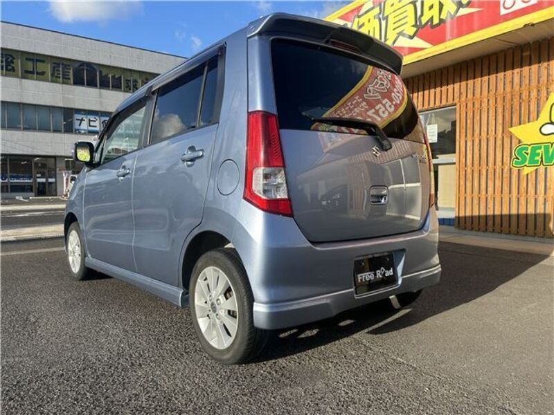 WAGON R