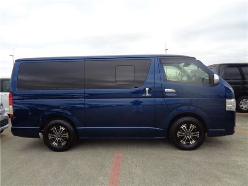 HIACE