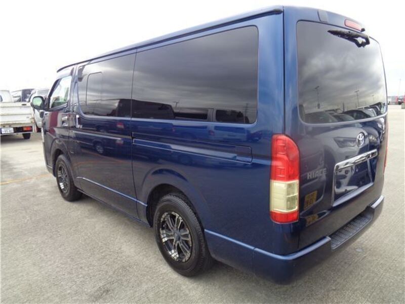 HIACE