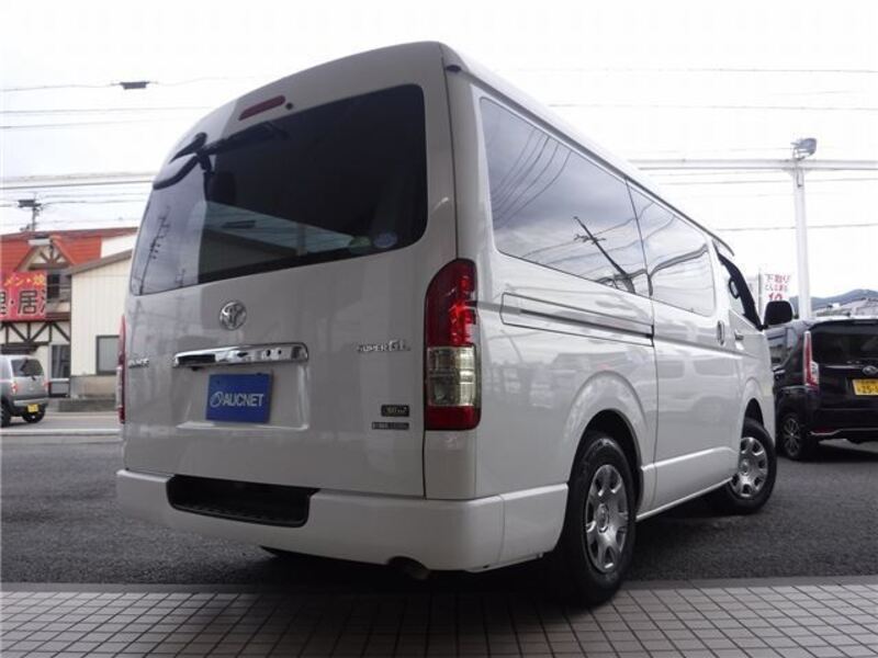 HIACE