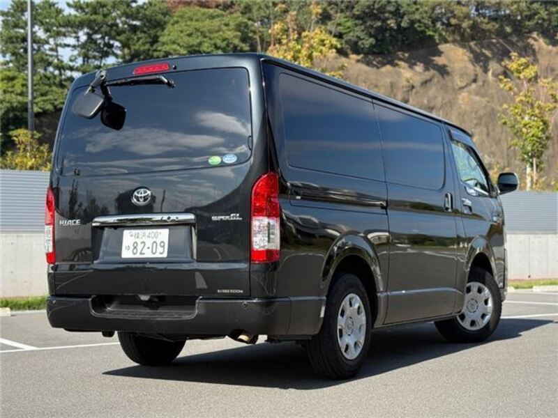 HIACE VAN