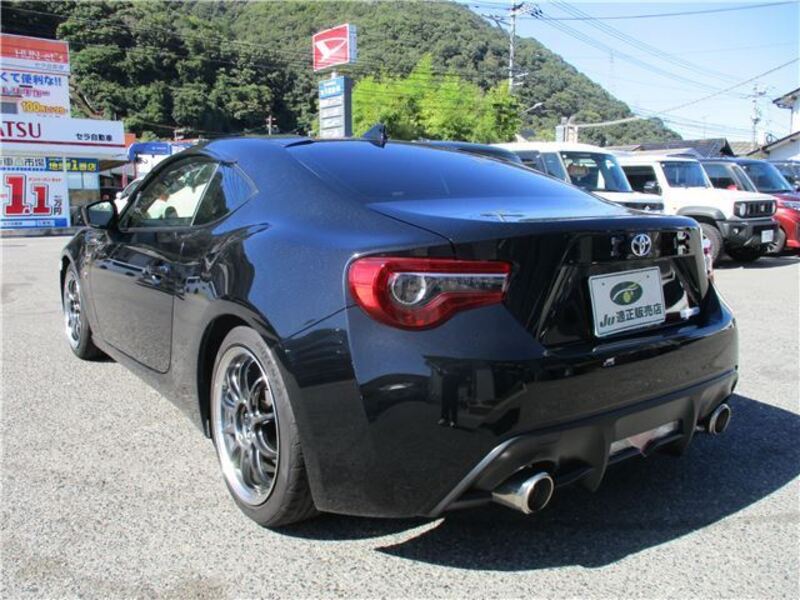 86