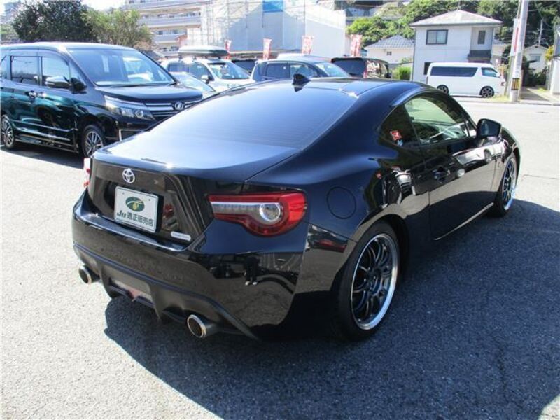 86