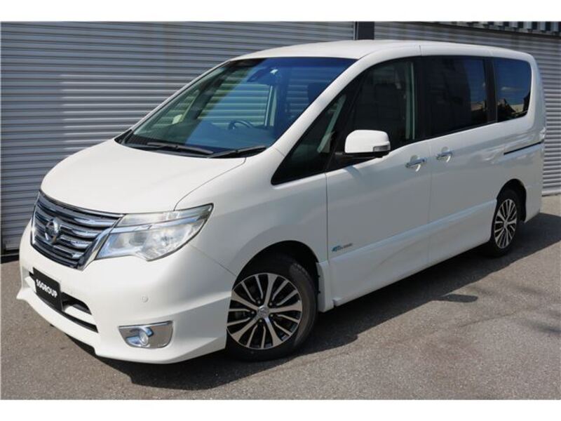 NISSAN SERENA