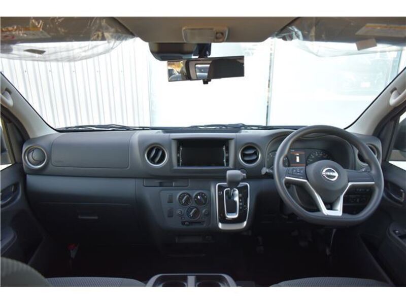 CARAVAN VAN