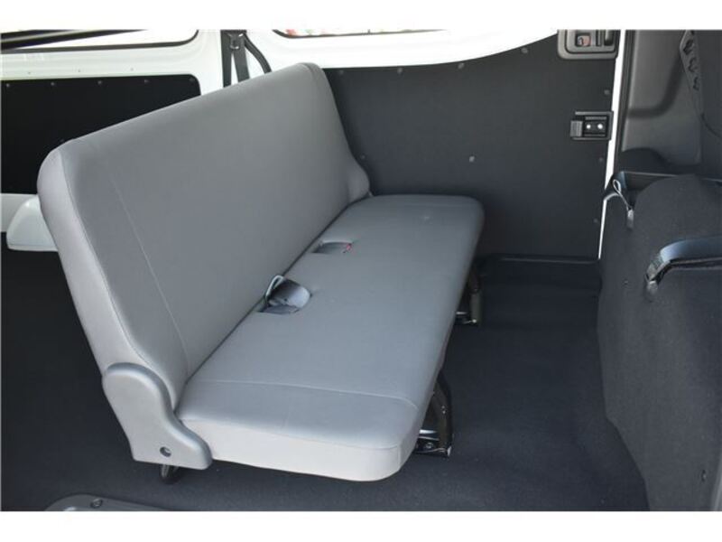 CARAVAN VAN