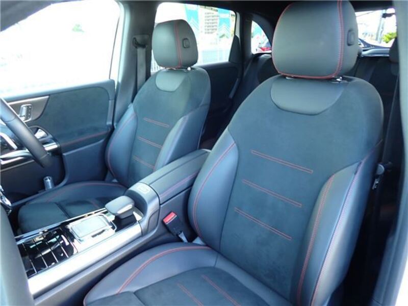 B-CLASS