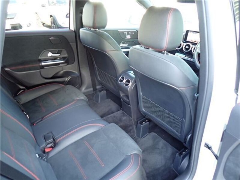 B-CLASS