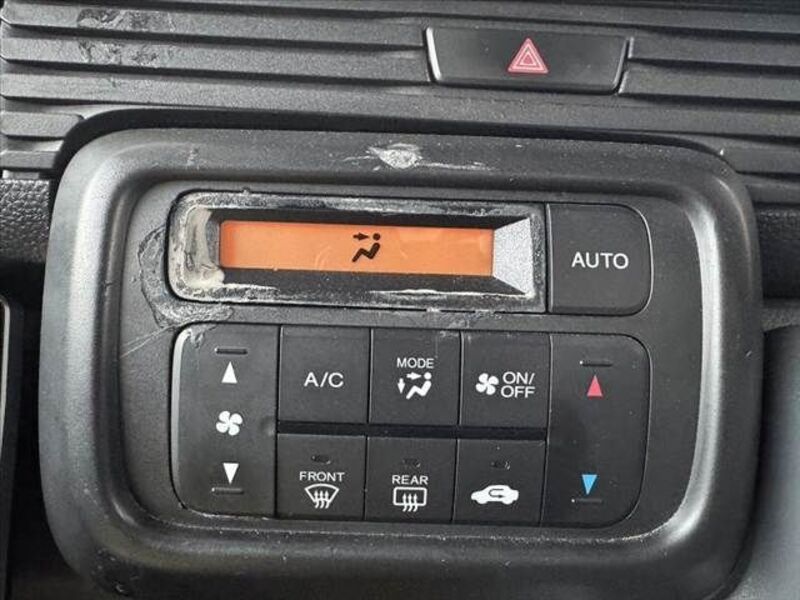 N-VAN