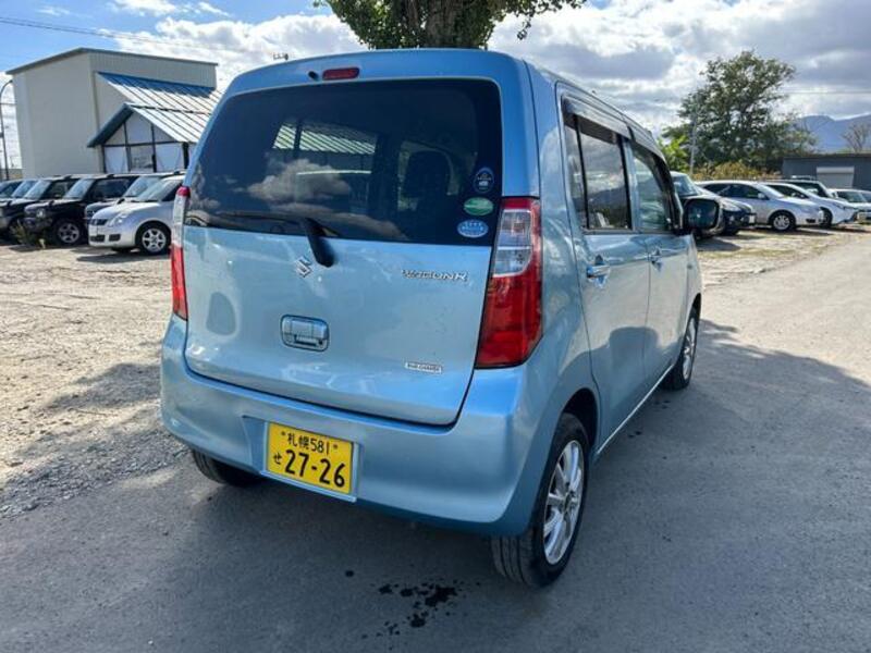 WAGON R