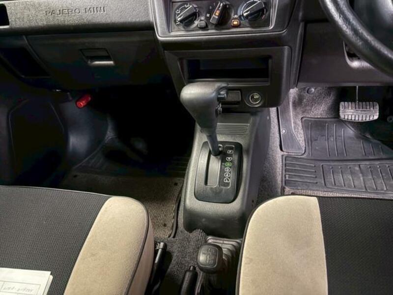 PAJERO MINI